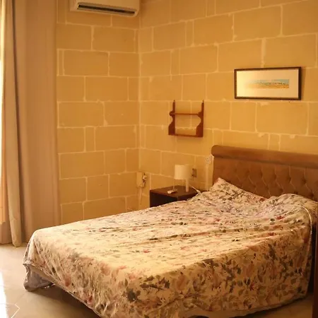 Entire Apartment With Ramla Bay View Il-Pergla Exterior photo